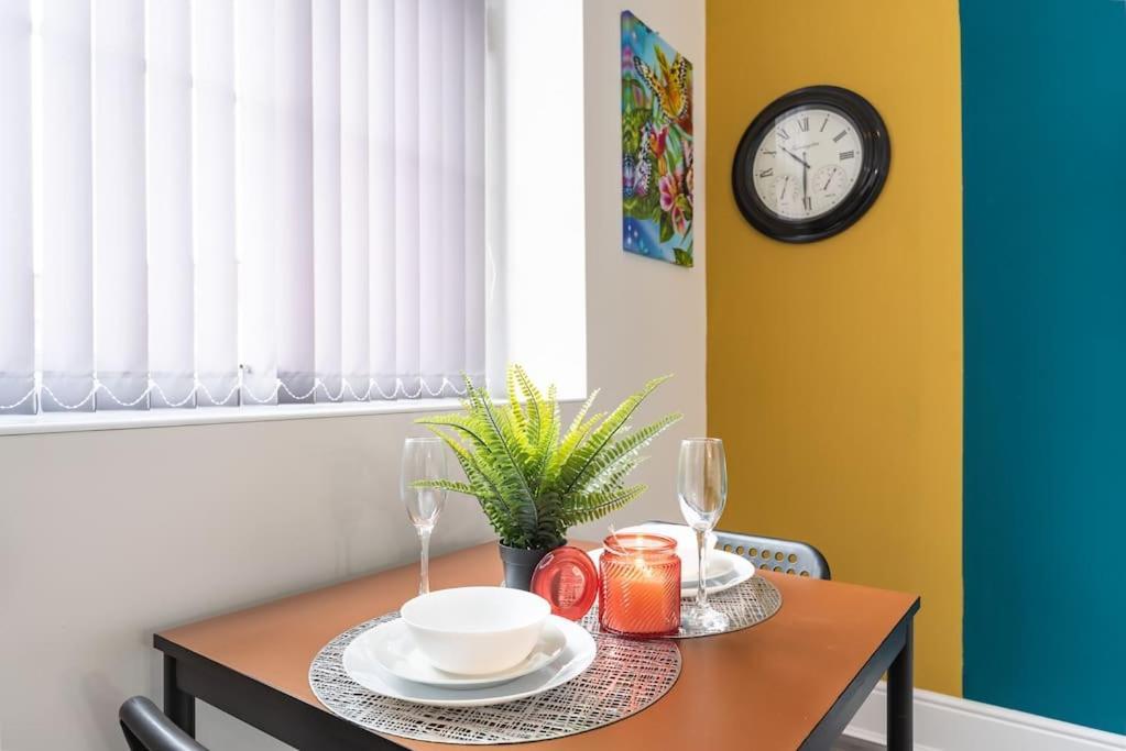 Jesouth 1 Bedrm Exquisite Suite Dazzling Chic City Centre Kingston upon Hull Ngoại thất bức ảnh